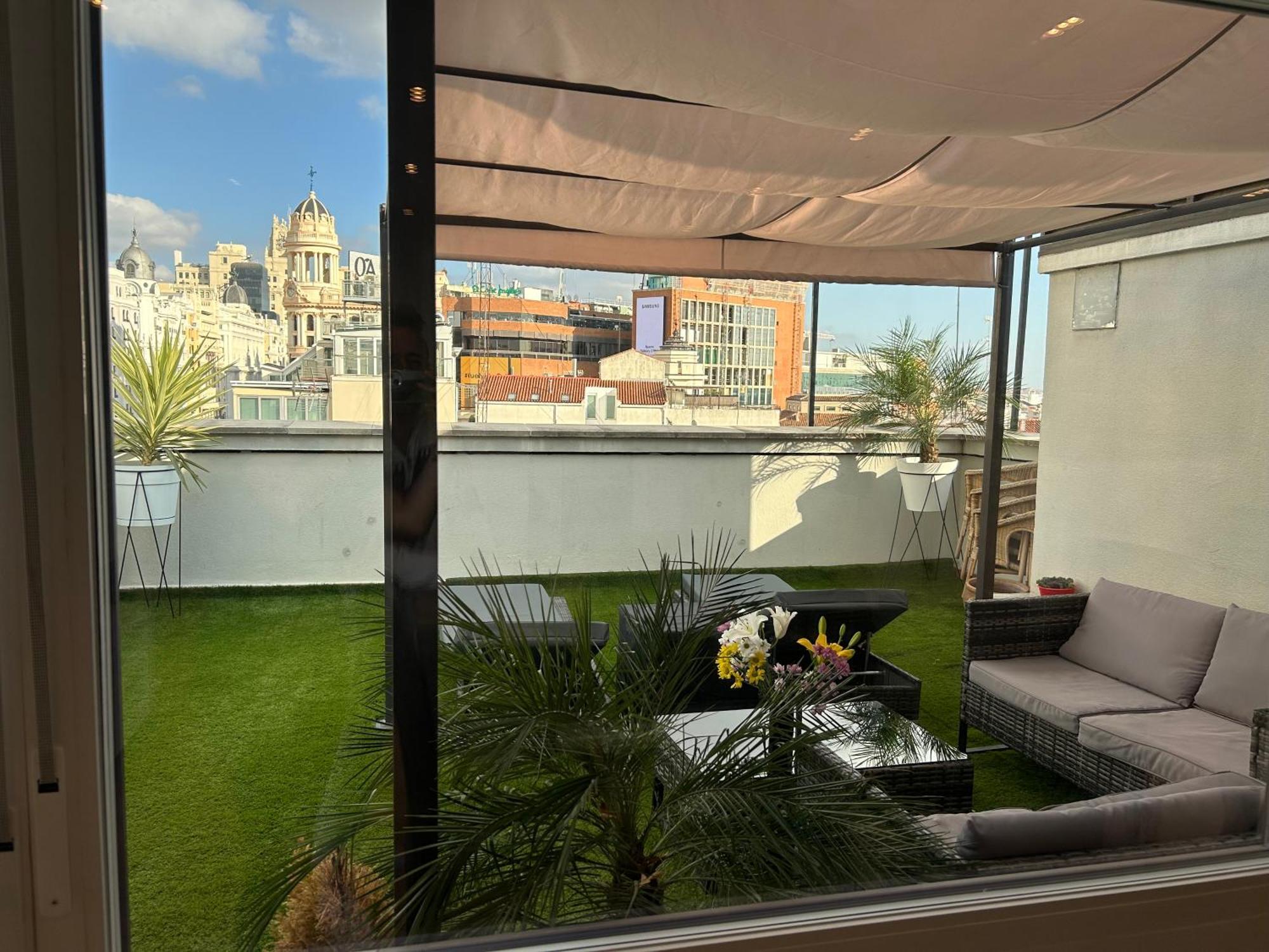 Penthouse Madrid View Apartment Exterior photo